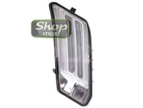 Фонарь габаритный передний левый Вольво ХС60 31290874.jpg
