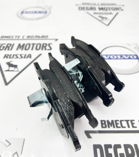Тормозные колодки передние VOLVO XC90 17.5'' \\ FERODO FDB1631
